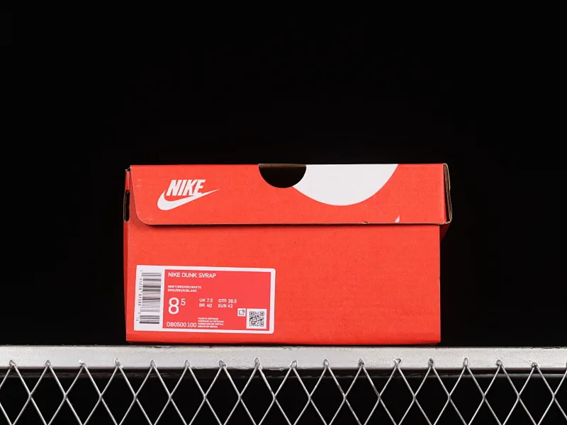 All categories Nk SB Dunk series Nk SB Dunk Low low-top skate shoes Nk Dunk Scrap stitching low-top skate shoes BD0500-100